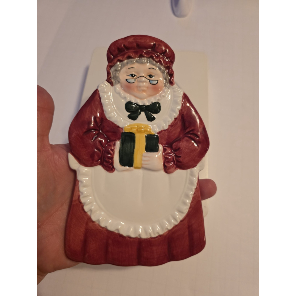 Vintage Ceramic Christmas Spoon Rest Or Soap Dish Mrs Claus 1997